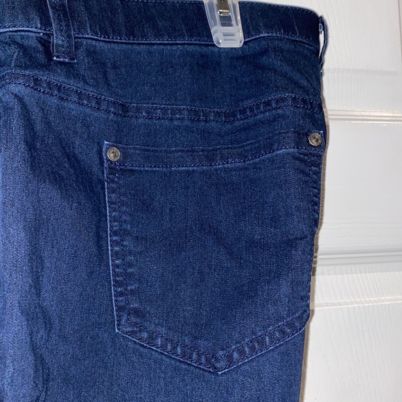 Northern Reflections Essential Slim Women’s Capris Size 14 - Picture 2 of 10